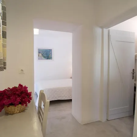 Krotiribay Adults Apartahotel 4*