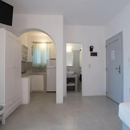 Krotiribay Adults Apartahotel