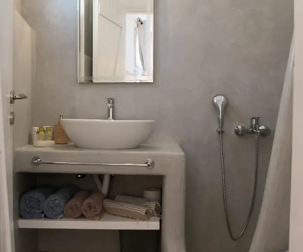 Krotiribay Adults Aparthotel