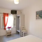 Krotiribay Adults Lejlighedshotel 4*