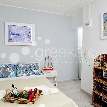 Krotiribay Adults Lejlighedshotel 4*