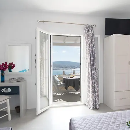 Krotiribay Adults Lejlighedshotel 4*