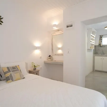 Ξενοδοχείο με διαμερίσματα Krotiribay Adults 4*