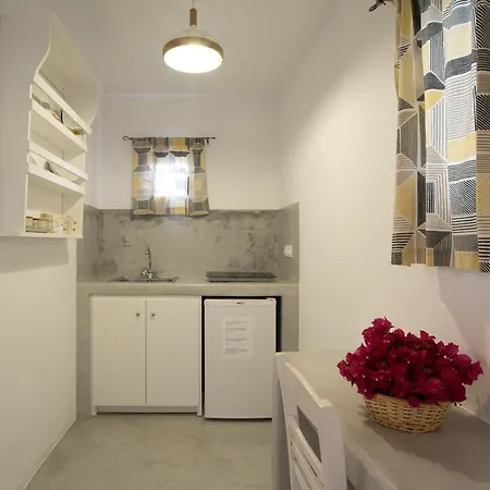 Krotiribay Adults Lejlighedshotel 4*