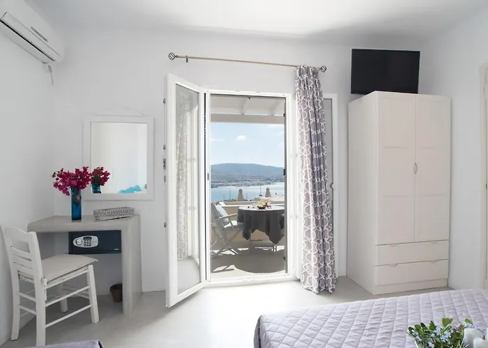 Krotiribay Adults Апарт-отель 4*